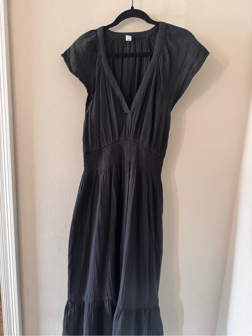 Old Navy Black V-Neck Maxi Dress